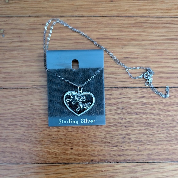 VERY RARE NEW ON CARD I LOVE LUCY STERLING SILVER NECKLACE - Picture 1 of 3